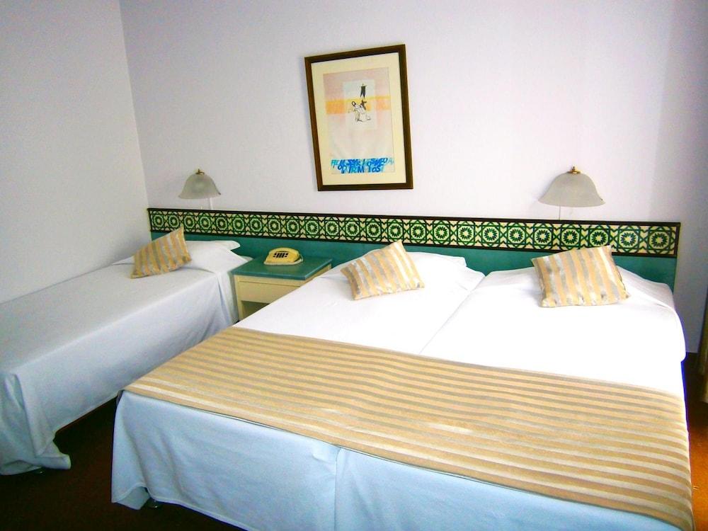 Hotel Cristal Caldas Калдас да Райна Екстериор снимка