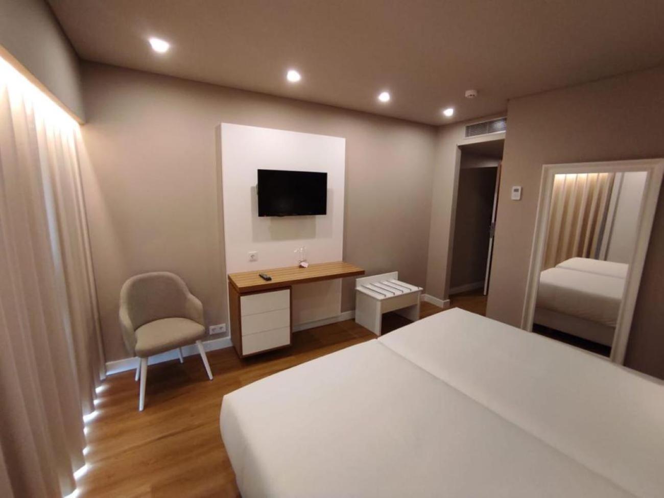 Hotel Cristal Caldas Калдас да Райна Екстериор снимка